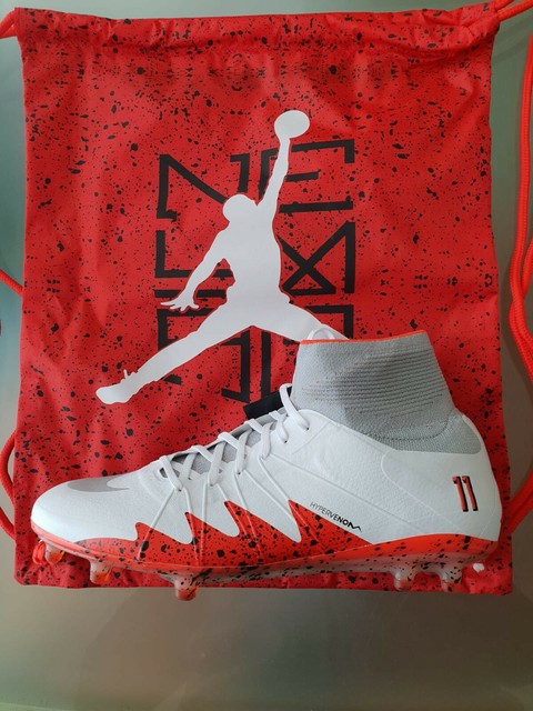 nike hypervenom 44.5