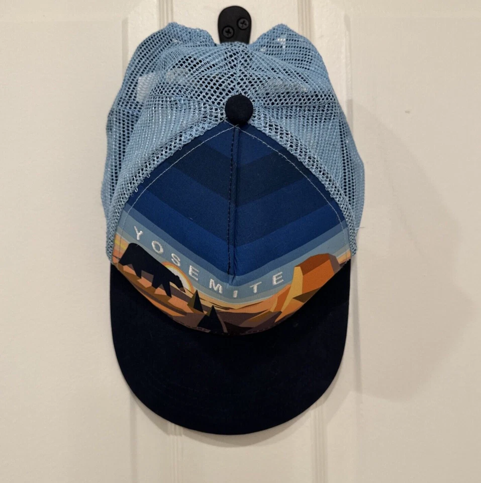 Sombrero de camionero del Parque Nacional de Yosemite azul con tapa ajustable de impacto de oso Foto 2 de 4