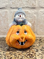 THE ENCORE GROUP INC TWIN GRINS SNOWMAN/PUMPKIN FIGURINE