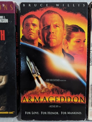 VHS Lot 13 Classic Movies Action Adventure Drama Titles in Description AS-IS - Imagen 3 de 14
