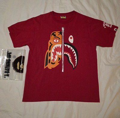 A BATHING APE Tiger Shark Red Tee Sz Large BAPE T-Shirt Excellent SS18