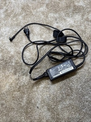 Genuine Replacement HP AC Adapter 709985-002 With Power Supply Cord OEM Compaq