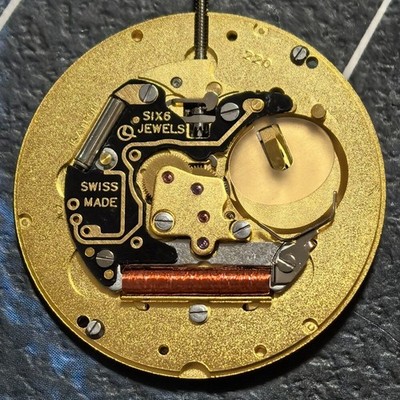 Neue Schweizer ISA 220 Quarzwerk Uhrteil Einzeldatum Kalender bei 3