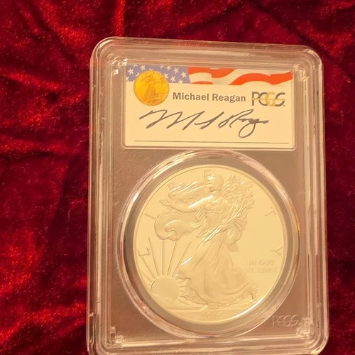 New ListingU.S. Mint 2016-W American Silver Eagle Proof 1oz .999  PR70DCAM Michael Reagan