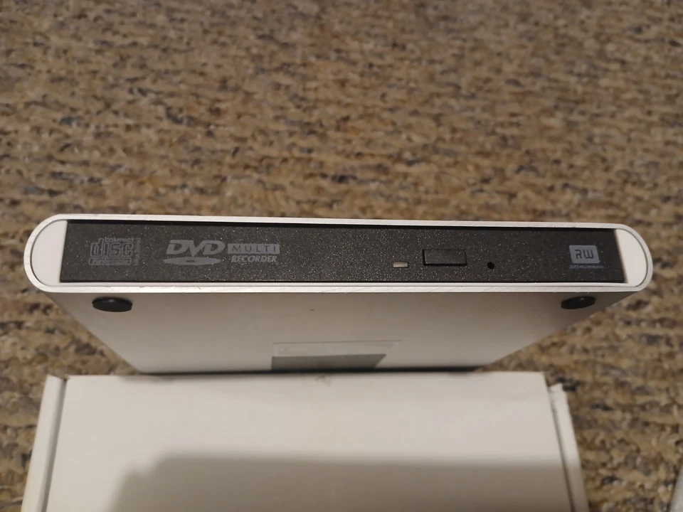 Unidad de disco grabadora de DVD externa autoalimentada Panasonic USB SD-3107-U2 Foto 3 de 4