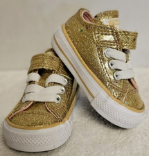 Convers All Star Baby Girl Infant Gold Glitter Shoes size 2