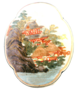 Authentic Exquisite Gold-Plated Hand-Painted Satsuma Porcelain Brooch