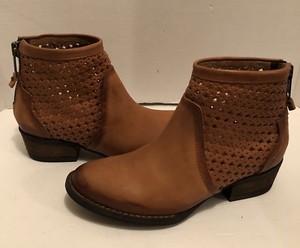 very volatile los angeles cowboy boots