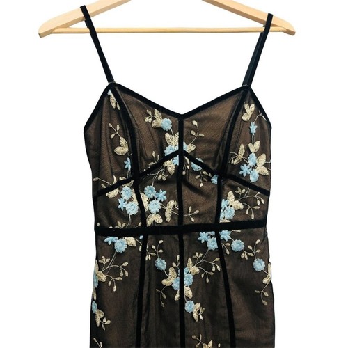 Vestido midi enjaulado Bronx & Banco bordado floral cremallera completa forrado correa de espagueti - Imagen 2 de 11