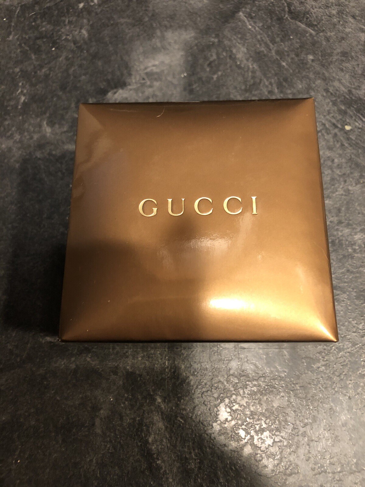 Gucci Womens Stainless Steel Quartz Bangle Watch