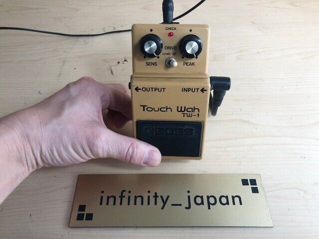 Boss TW-1 T Wah Made in Japan Guitar Effects Pedals fast Boss TW-1 T Wah Made in Japan Guitar Effects Pedals fast