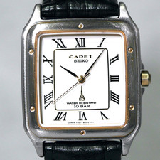 Orologio Uomo SEIKO CADET 7N01-5010 Rettangolare Quadrato Quadrante Bianco 1990 Giappone