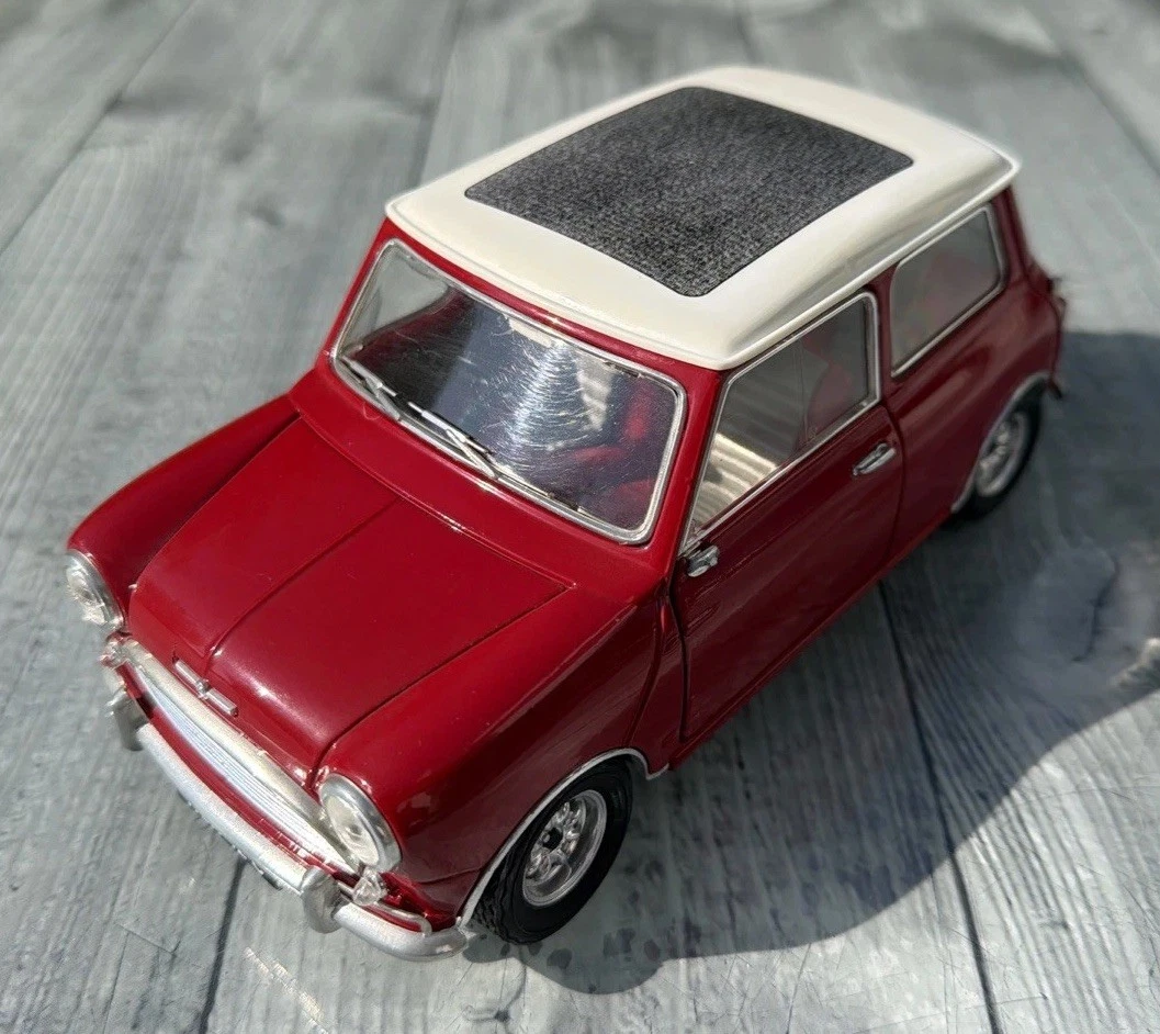 ミニカー VITESSE 1/43 Mini Sprite Cinnabar Red Solido Mini Cooper S 1964 Red With White Roof 1:16 Scale Vintage
