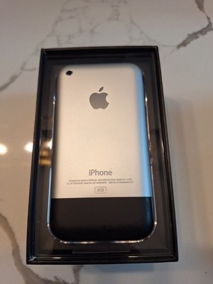 Apple iPhone 2G 1st Generation A1203 8GB Vintage Rare Collectors Item