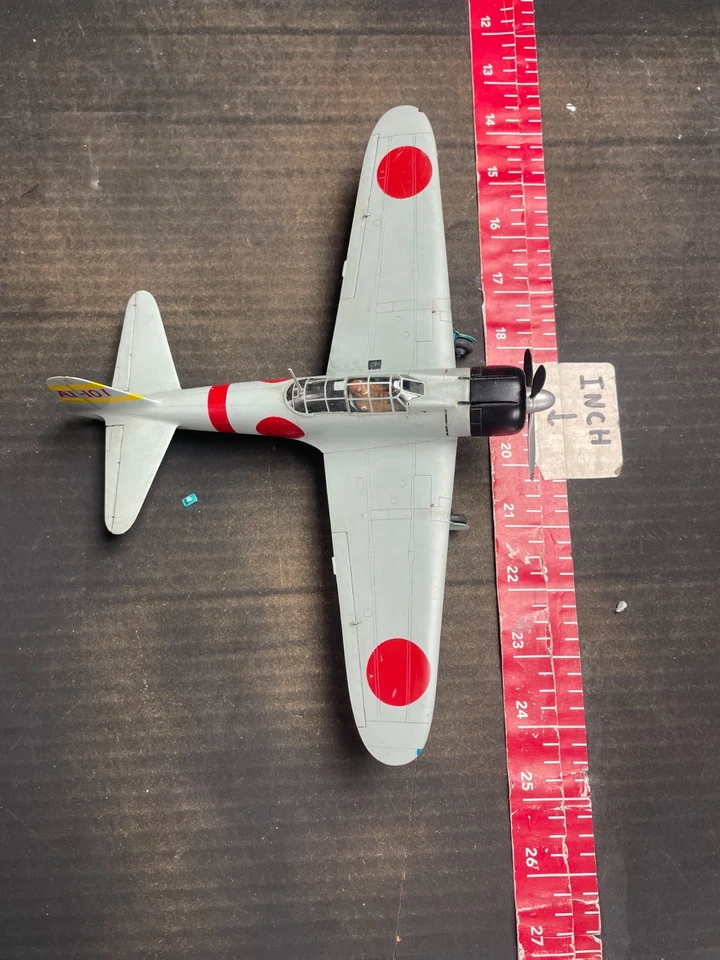 Avión de combate Zero modelo 21 modelo de plástico construido a mano Mitsubishi A6M2b 1:72 Foto 2 de 4