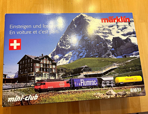 Märklin mini-club Spur Z Starterset SBB 81851, 31-tlg, Trafo, Weichen | Condition: Neu