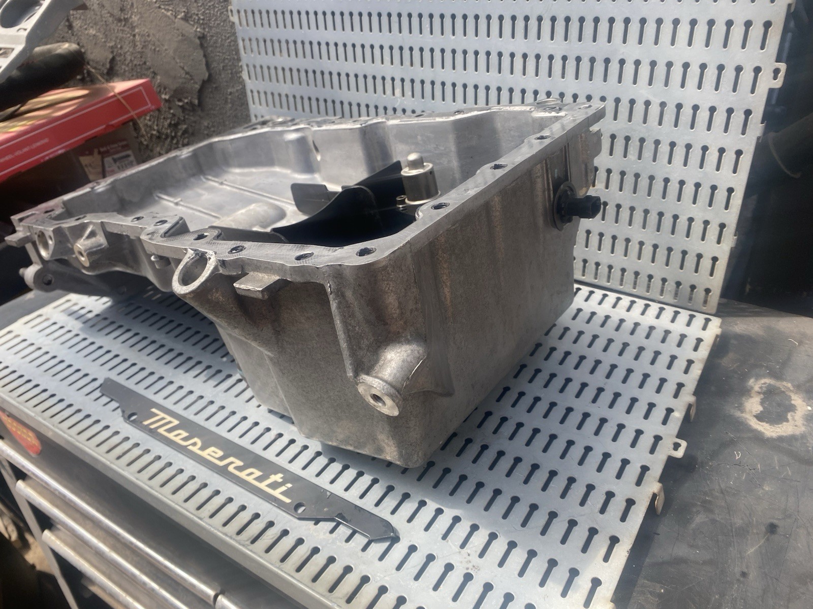 Maserati Ghibli 2014-2016 Lower Oil pans Set