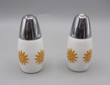 Vintage Westinghouse Gemco Corning Spice of Life Salt & Pepper MilkGlass Shakers