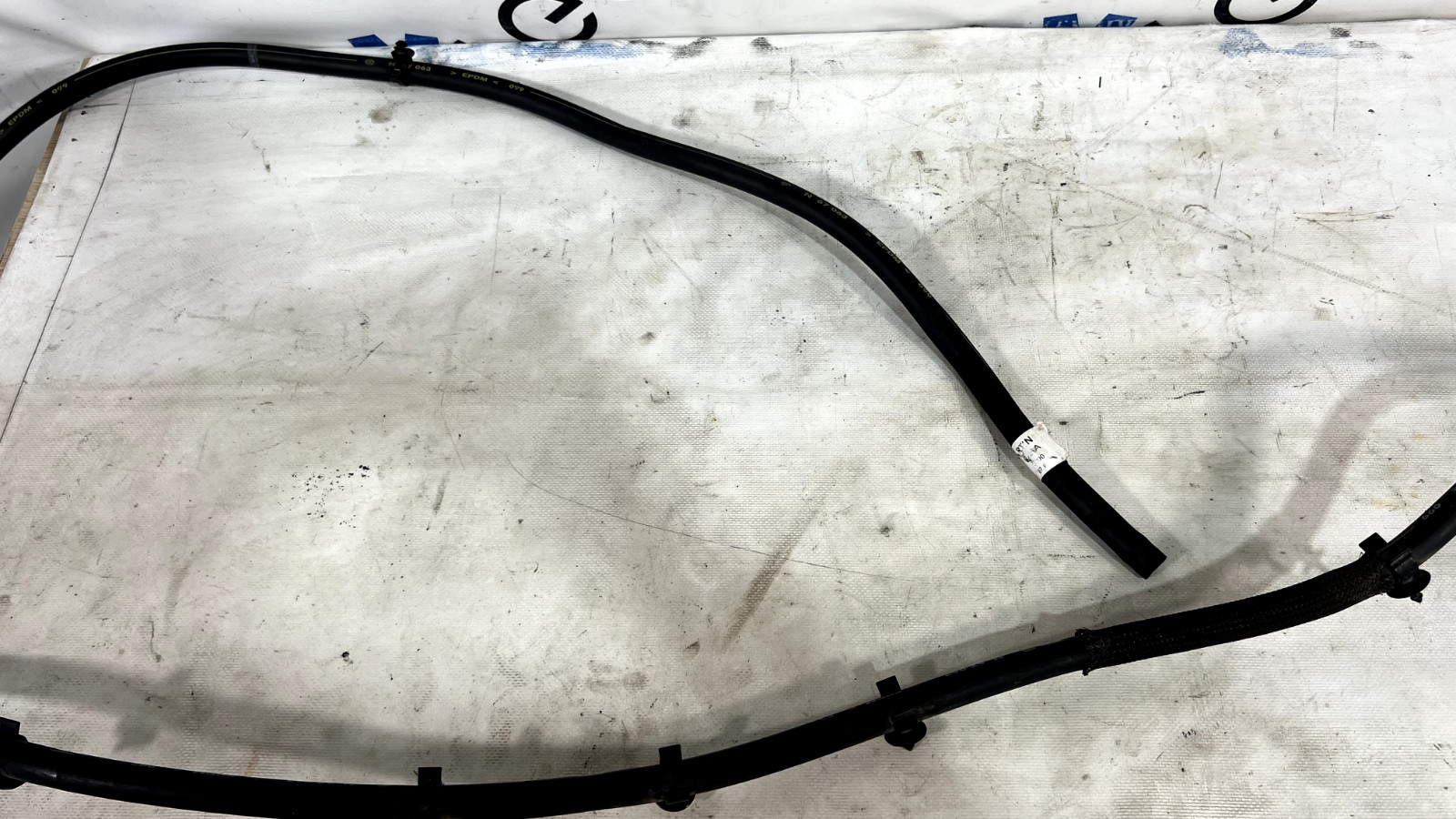 ASTON MARTIN V8 VANTAGE HEADLIGHT LAMP WASHER HOSE TUBE PIPE OEM 2011 ✔️