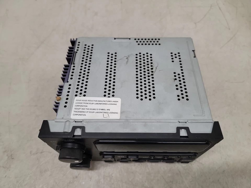 Delco Buick Regal LeSabre factory cassette player radio 96 97 98 99 00 16165184 - Image 4 of 4