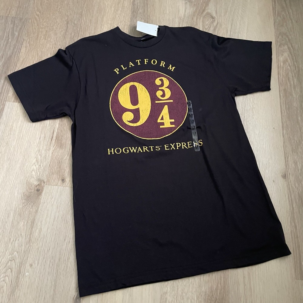 Harry Potter Hogwarts Express Platform 9 3/4 Sign T-Shirt Mens Size M New With Tags