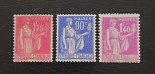 France 1932-33 Paix n° 289 + 368 + 371, NEUFS*, Cote=13€