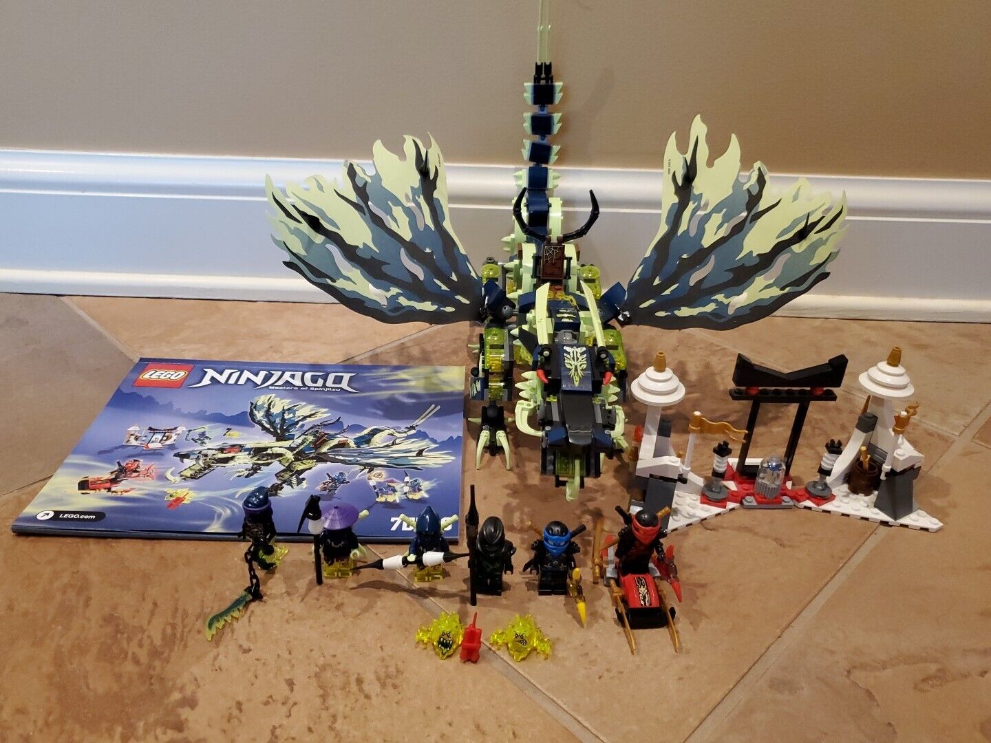 LEGO NINJAGO: Attack of the Morro Dragon 70736. 100% complete