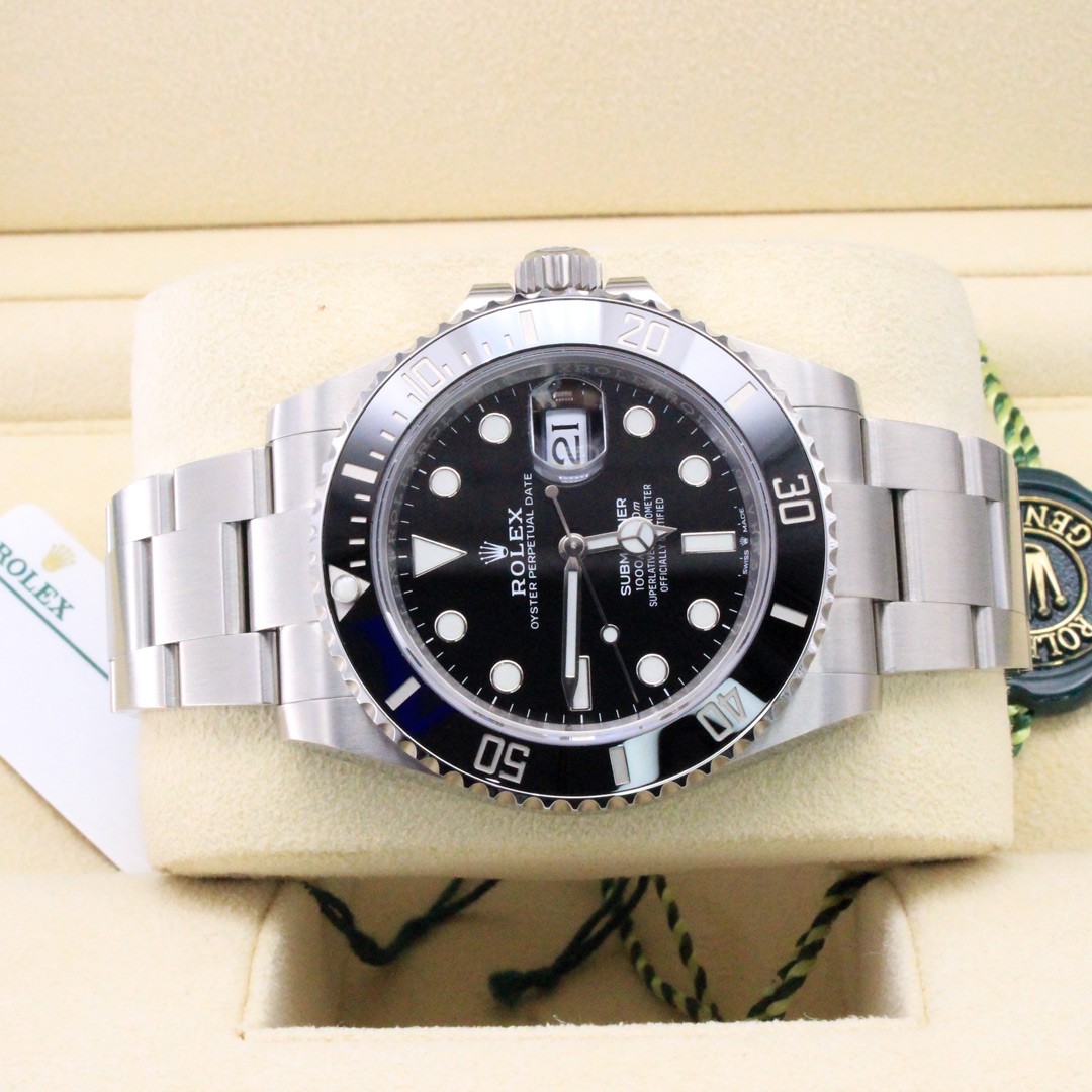 Rolex Submariner Date 126610LN Black Dial Oyster Bracelet 2023 image 9
