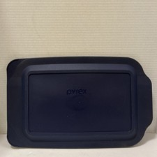 Pyrex 233-PC Navy Blue Rectangular Replacement Lid