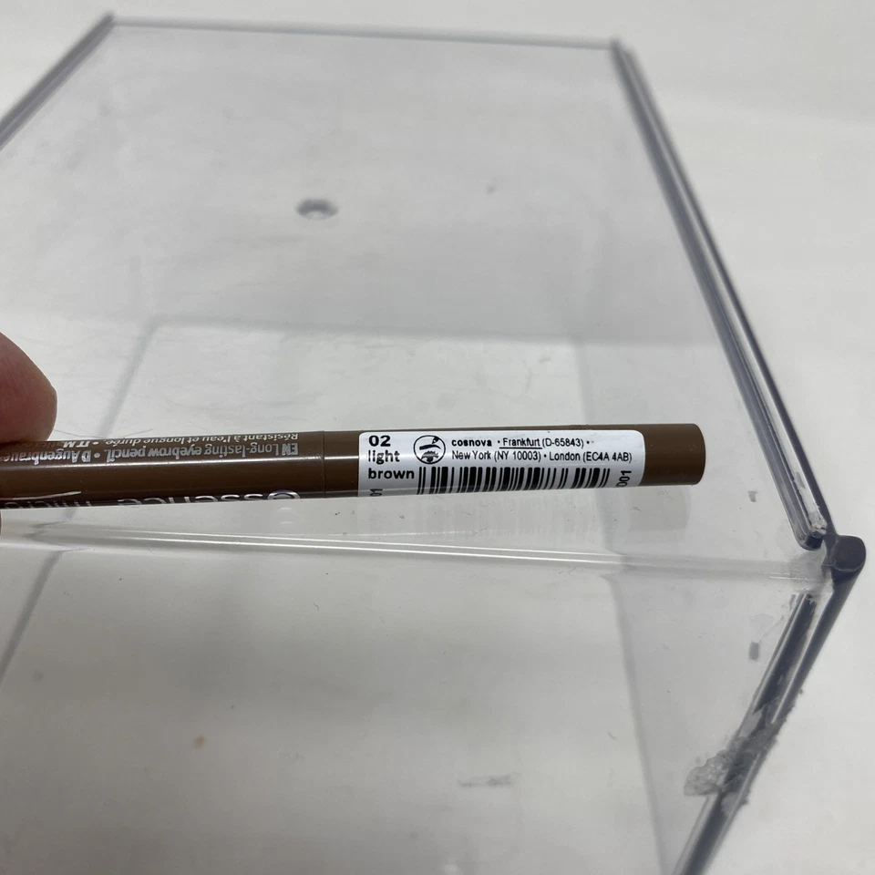 ESSENCE Waterproof Micro Precise Eyebrow Definer Pencil 1.5mm Tip - Image 4 of 4