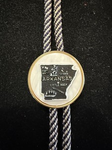 Vintage 1959 Arkansas Souvenir Bolo Tie - Goldtone With State Map