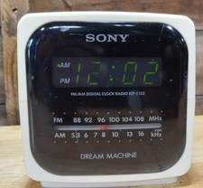 Sony Dream Machine Cube Alarm Clock AM/FM Radio ICF-C122 Cream LED