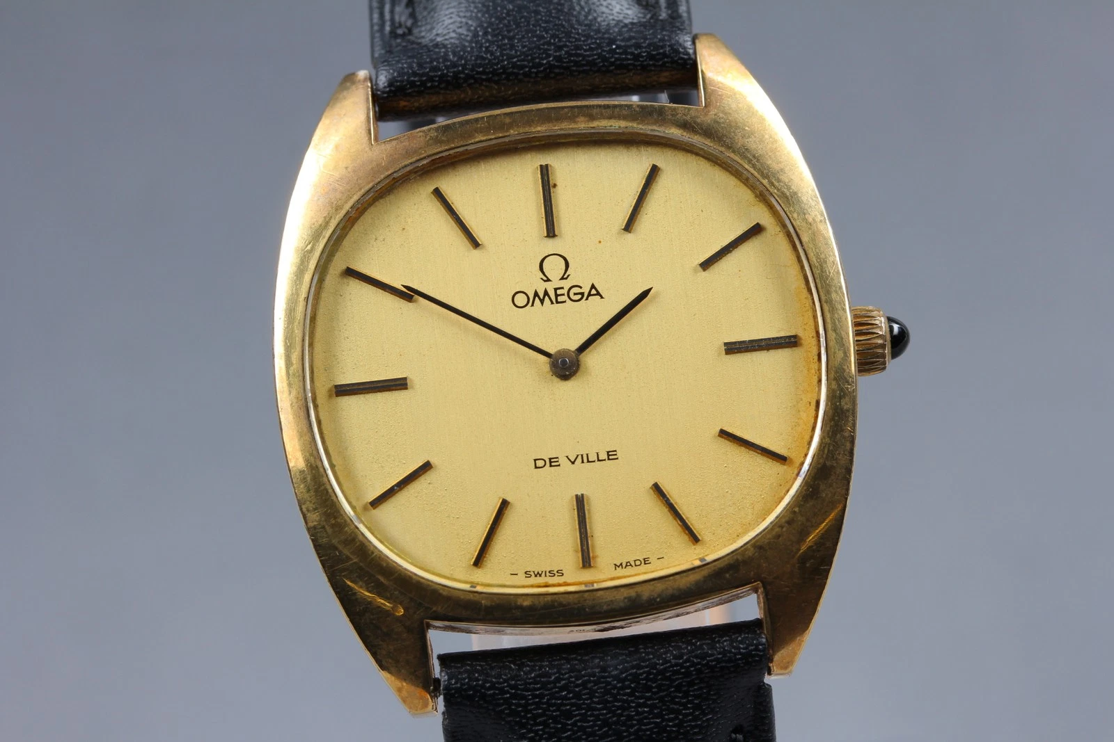 Omega — Vintage 1977 *N MINT* OMEGA De Ville Cal.625 Gold Manual Winding Men Watch JAPAN