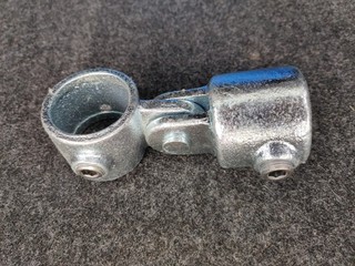 Q Morsetto (Morsetto a Chiave) Raccordo Girevole Singolo #173 Zincato Diametro Tubo 42 4mm