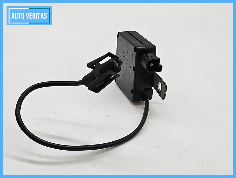 Original BMW X5 E53 1999-2006 Antenna Amplifier Detection Filter 8380945 - Image 4 of 4