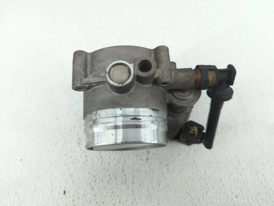 BMW 535i 2011-2016 carrocería del acelerador R22XQ Foto 3 de 4