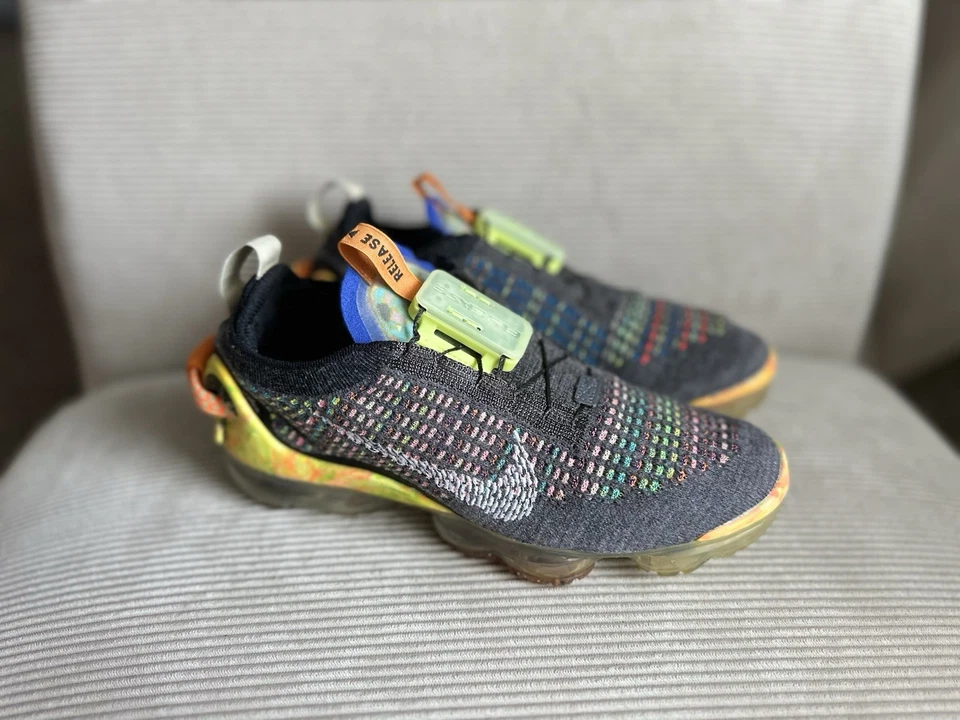 Nike Wmns Air VaporMax 2020 Flyknit 'Iron Grey' talla 6,5 Foto 2 de 4