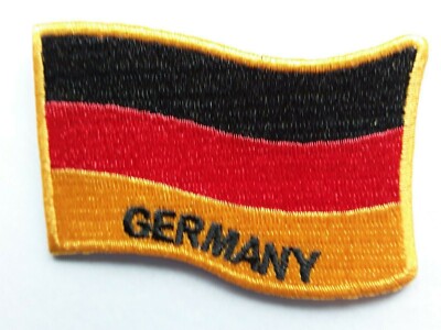 DEUTSCHLAND DEUTSCHE NATIONALFLAGGE FUSSBALL BESTICKT QUALITÄT PATCH UK VERKÄUFER 