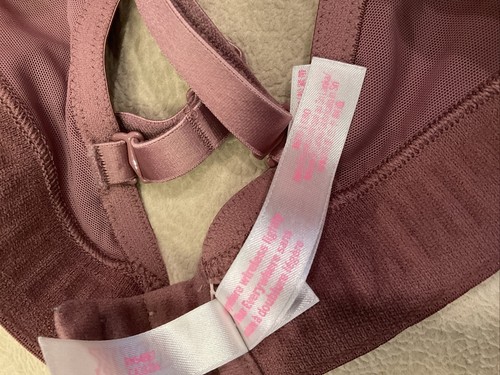 Sujetador Victoria's secret 36DD desgaste en todas partes inalámbrico ligeramente forrado - Imagen 3 de 4