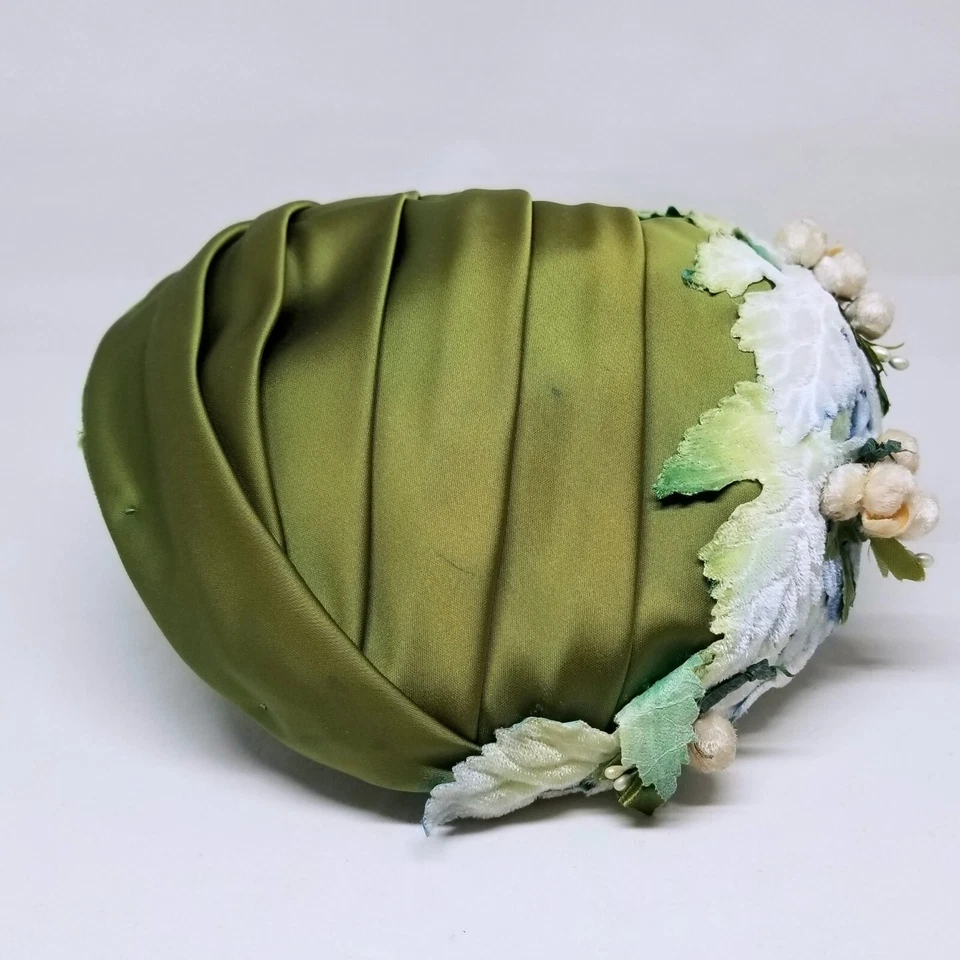 Raro De Colección Original Años 50 JANE MORGAN Verde Satinado Flor Calavera Gorra Sombrero Bes Ben Foto 4 de 4