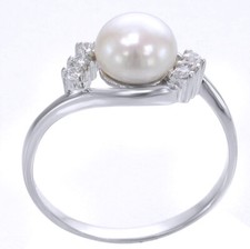 8-9mm White Cultured Pearl with Cubic Zirconia Lady Ring, Sterling Silver 925