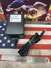 VECTRON TOY TRANSFORMER / BATTERY CHARGER #EPA-501W-22 PreOwned / Works