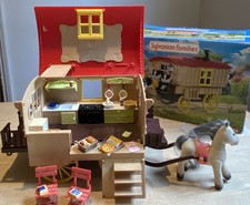 sylvanian families horse and caravan