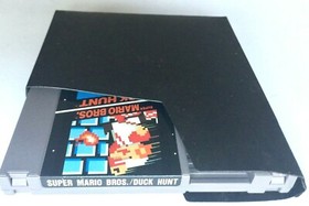 VINTAGE NINTENDO NES "SUPER MARIO BROS. & DUCK HUNT" GAME CARTRIDGE & SLEEVE
