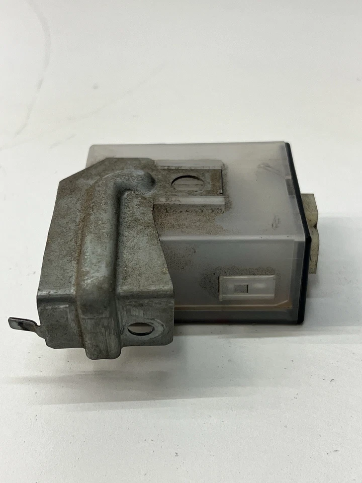 Módulo de control de relé de antena de alimentación Nissan 300ZX Z32 1990-1996 FABRICANTE DE EQUIPOS ORIGINALES Foto 3 de 4