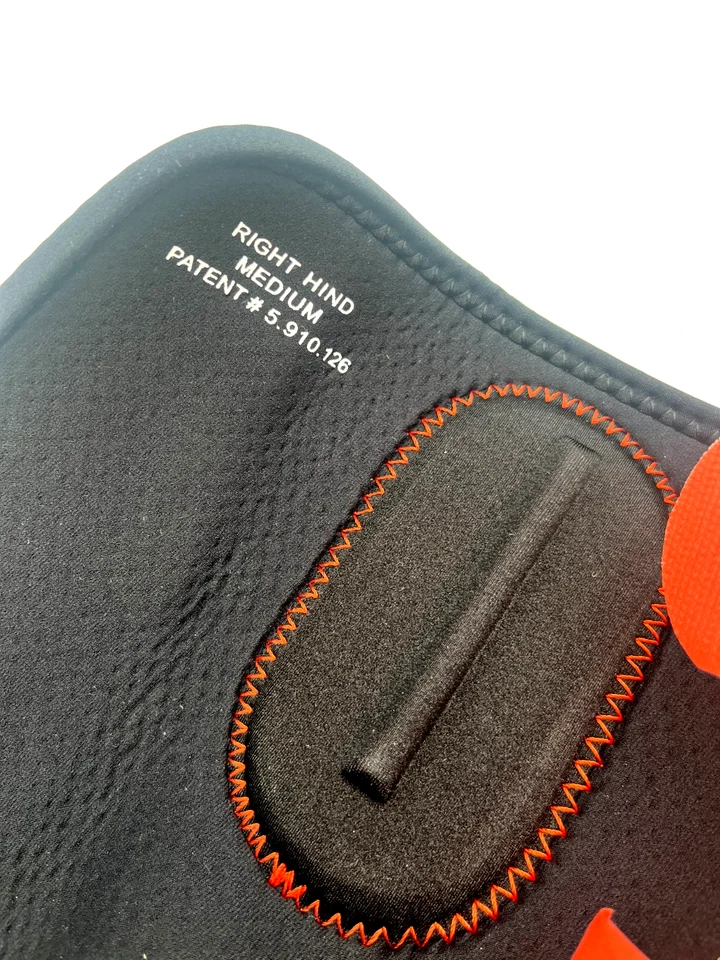 Botas clásicas legado equino estampado azteca (derecha trasera mediana) Foto 2 de 2