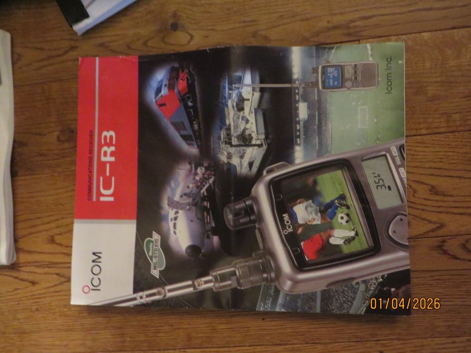 ICOM IC-R3 Handheld Wideband Communications Receiver .495 to 2450 MHz ...