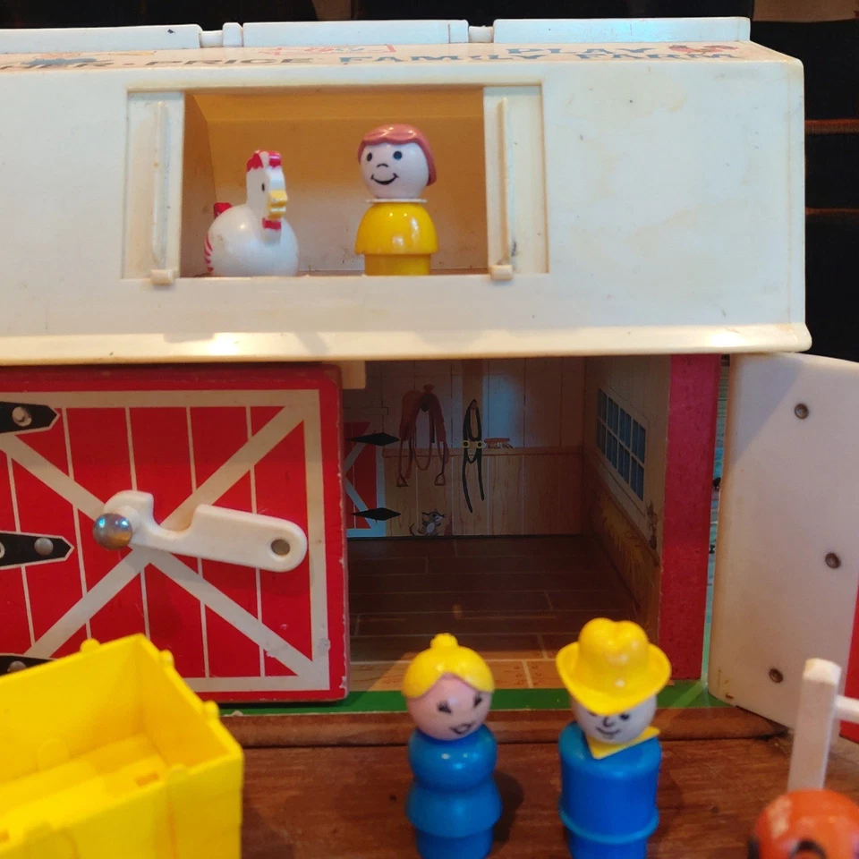 Figuras Fisher Price Little People Play Family Farm con Silo Tractor Animales Foto 4 de 4