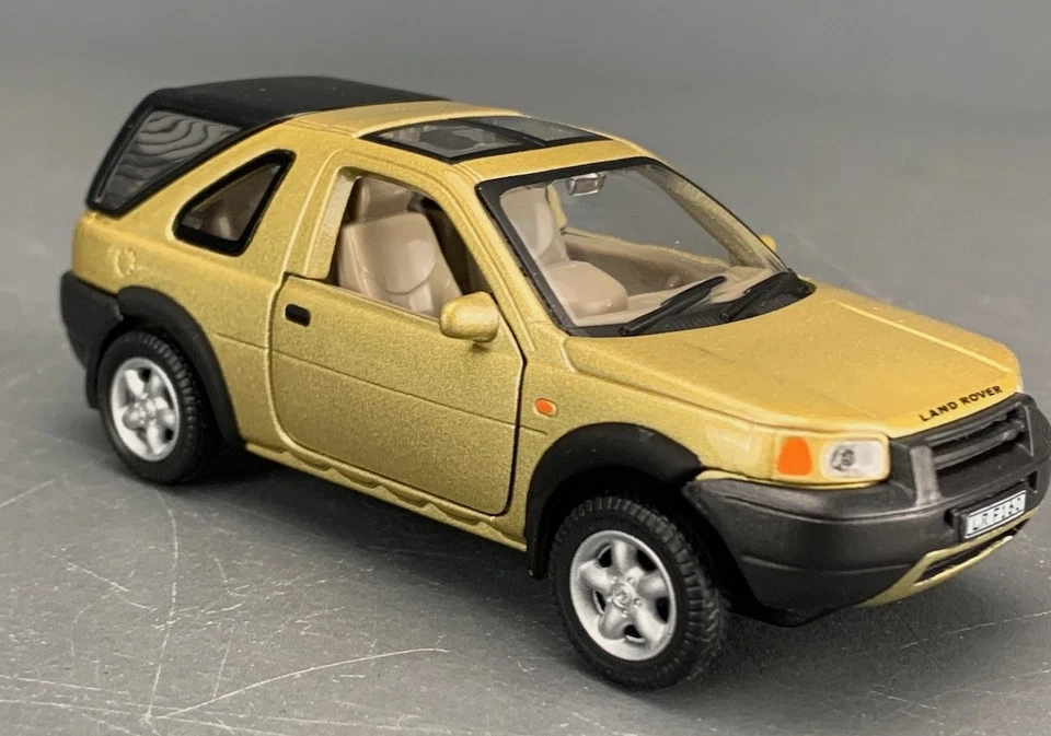 Литой под давлением Hongwell Land Rover Freelander 1:43, золотой D1402 - Изображение 2 из 4