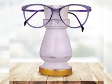 Chess Set Queen Spectacle Holder - Wooden